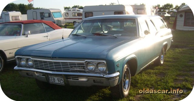 1966 Chevrolet Bel Air 4d 6p Station Wagon front